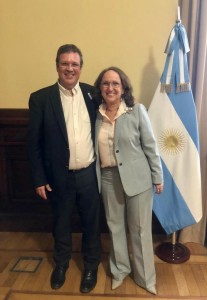 Tristán Bauer, Ministro de Cultura de Argentina y Rebeca Grynspan, Secretaria General Iberoamericana